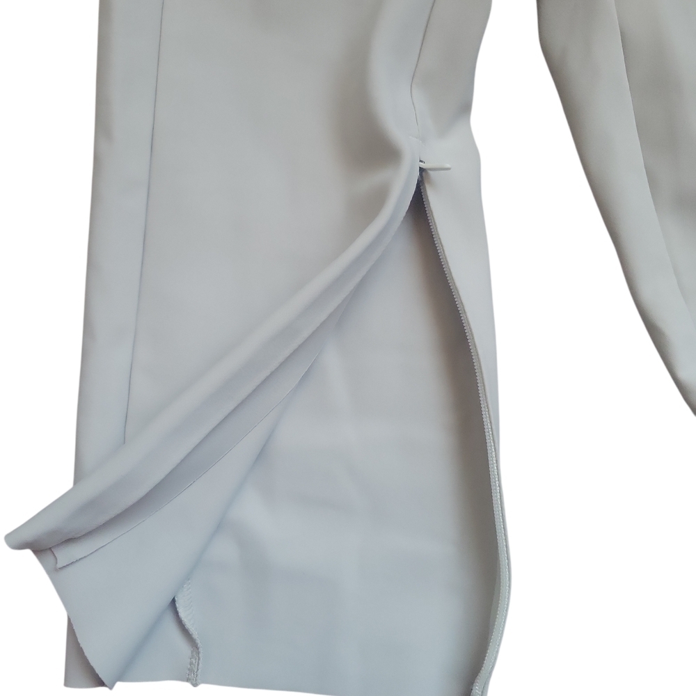 Athleta Women's Light Gray Leggings - Picture 7 of 10
